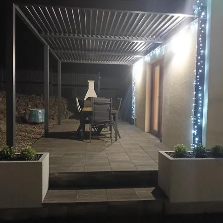 Letnisko Z Sauna I Balia וילה לובאבקה