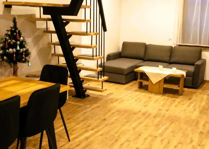 Letnisko Z Sauna I Balia * לובאבקה